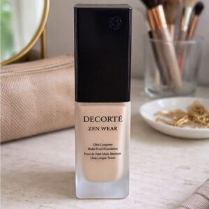 Zen Wear Ultra Longwear Foundation - Cream